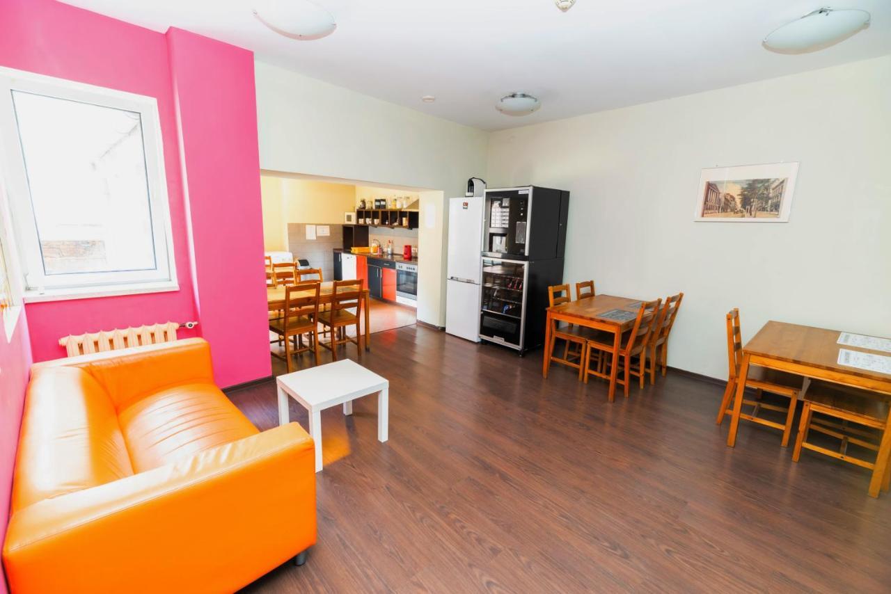 Jopi Hostel Katowice Centrum Exterior photo