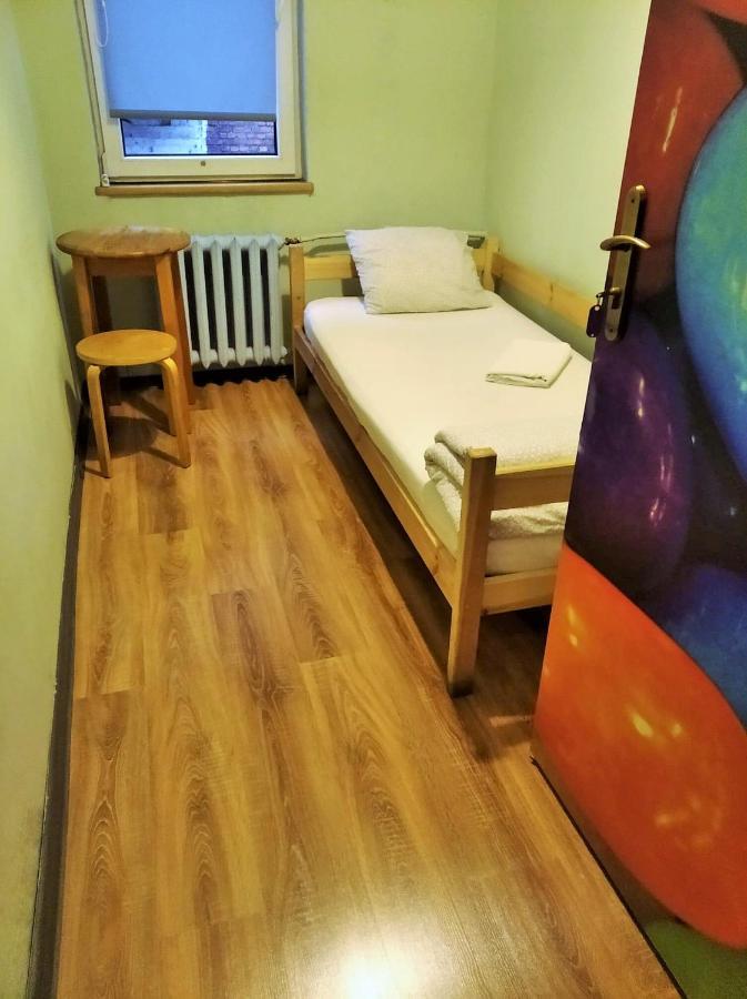 Jopi Hostel Katowice Centrum Exterior photo